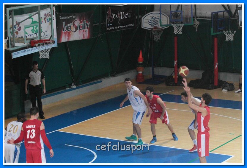 130323 Aquila 024_tn.jpg